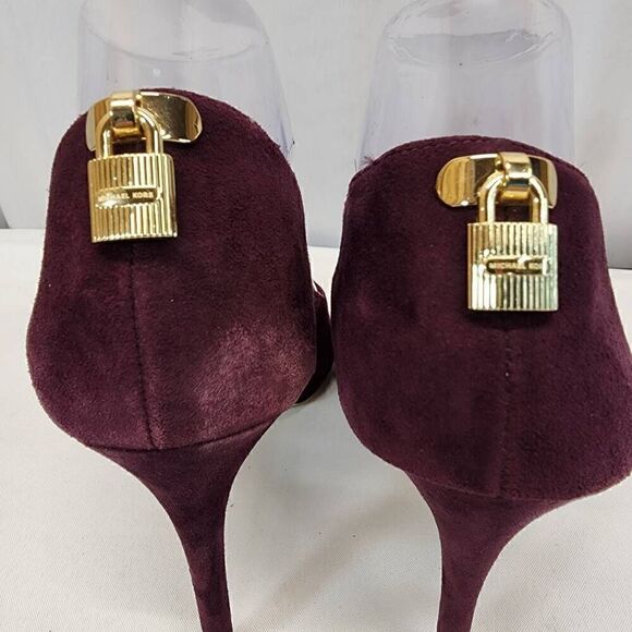 Michael Kors Burgandy Suede Heels Lock Hardware Size 8.5 - Picture 5 of 12
